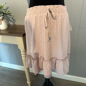 NWT-Beautiful Mini skirt